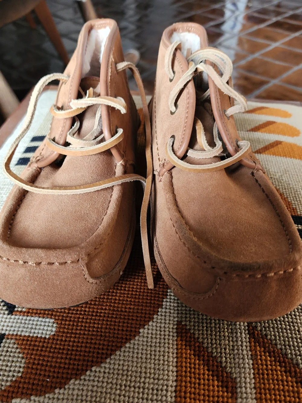 UGG Men's Campout Chukka Boots Chestnut Suede Size 7 / Women's 9 Like New